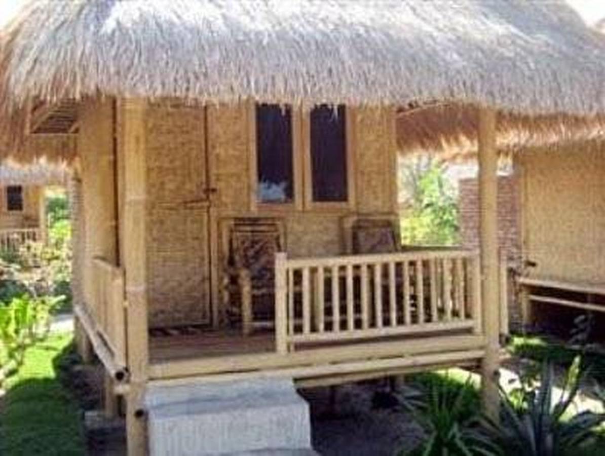 Bumbangku Beach Cottage Awang Exteriör bild